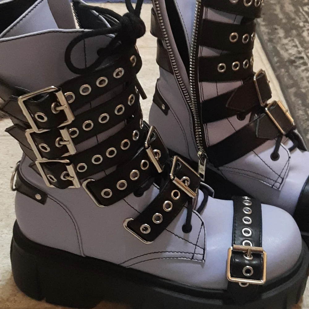 Platform buckle boots dollskill - Picture 3 of 4